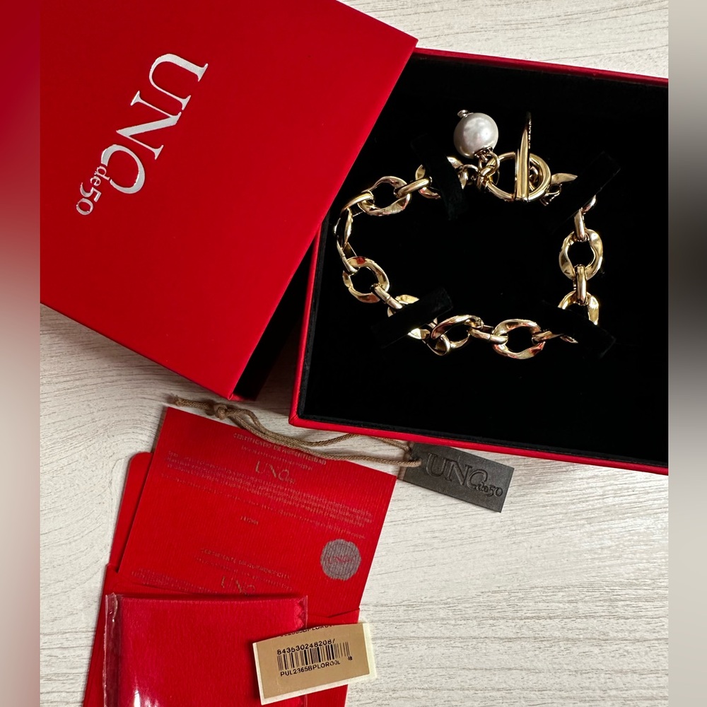 UNO de 50 Golden YOLO Bracelet w/ links & pearl charm Size Large